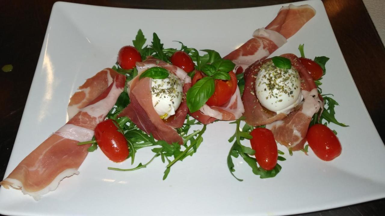 מלון אלטהיים Ristorante Napoleone מראה חיצוני תמונה